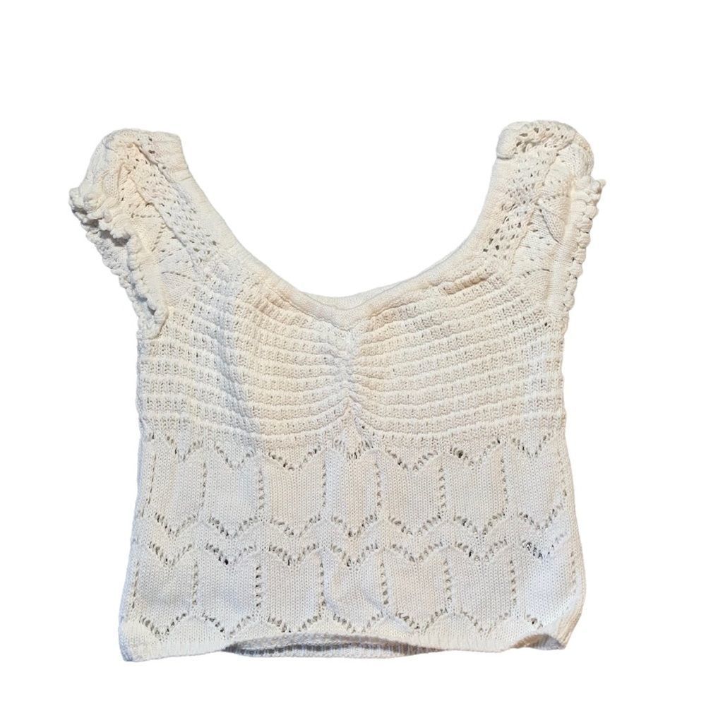 Aeropostale white crocheted crop top size medium cap sleeves